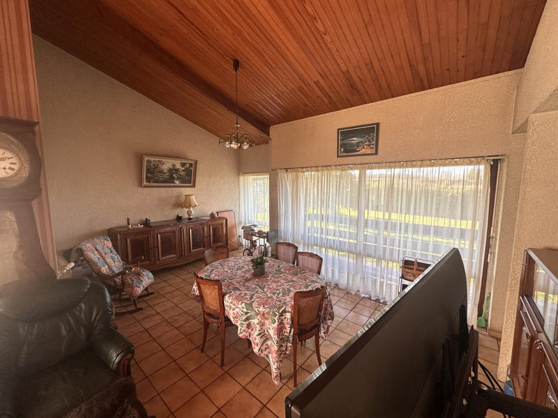 Maison - 210 m² - 4 pièces