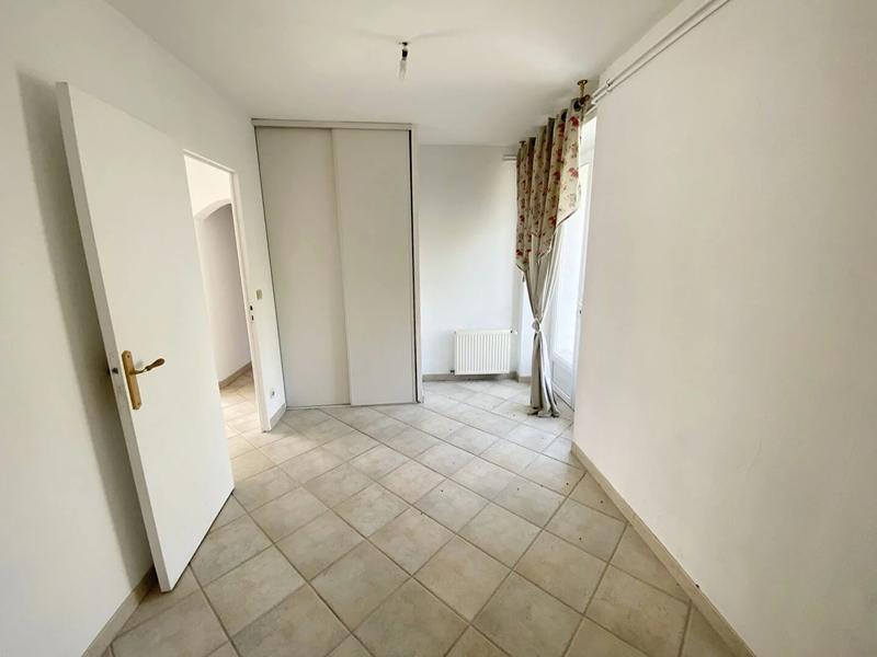 Maison - 181 m² - 5 pièces