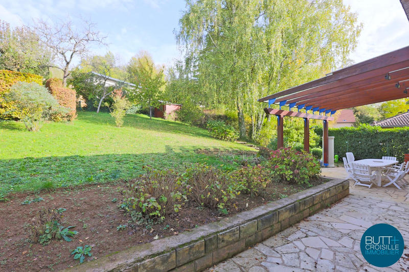 Maison - 192 m² - 6 pièces