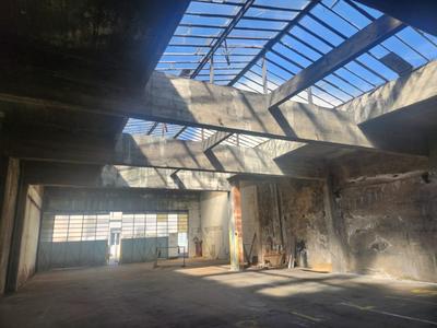 Local d'activités - 398 m²