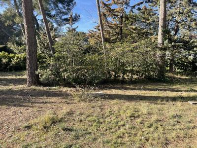 Terrain constructible - 614 m²