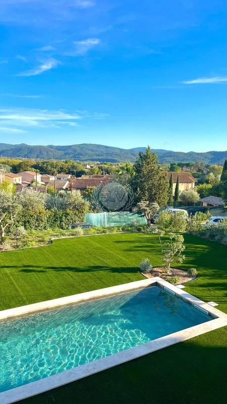 Maison - 146 m² - 5 pièces