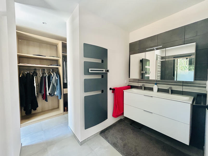 Maison - 145 m² - 5 pièces