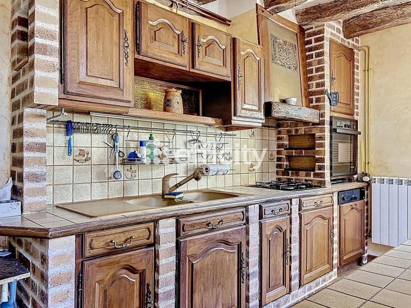 Maison - 197 m² - 10 pièces