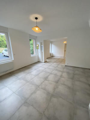 Maison - 106 m² - 6 pièces