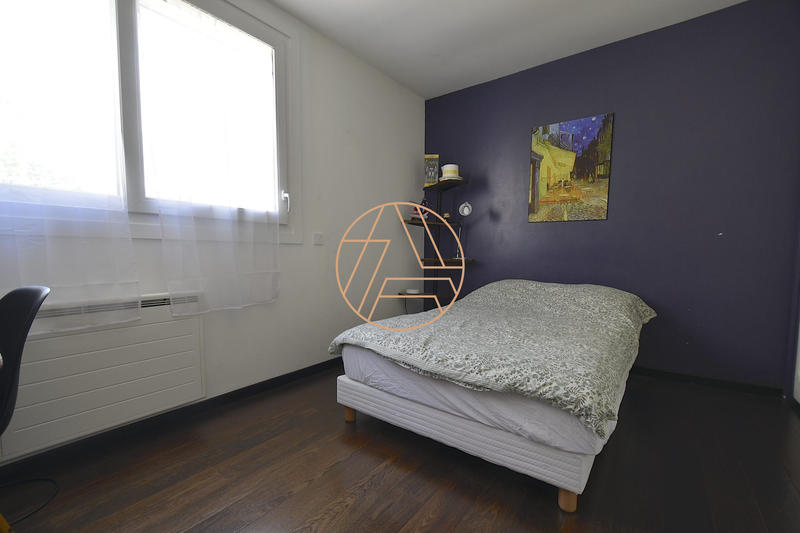 Maison - 99 m² - 5 pièces