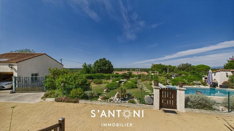 Maison - 210 m² - 8 pièces