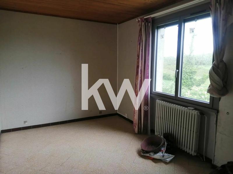 Corps de ferme - 250 m² - 11 pièces