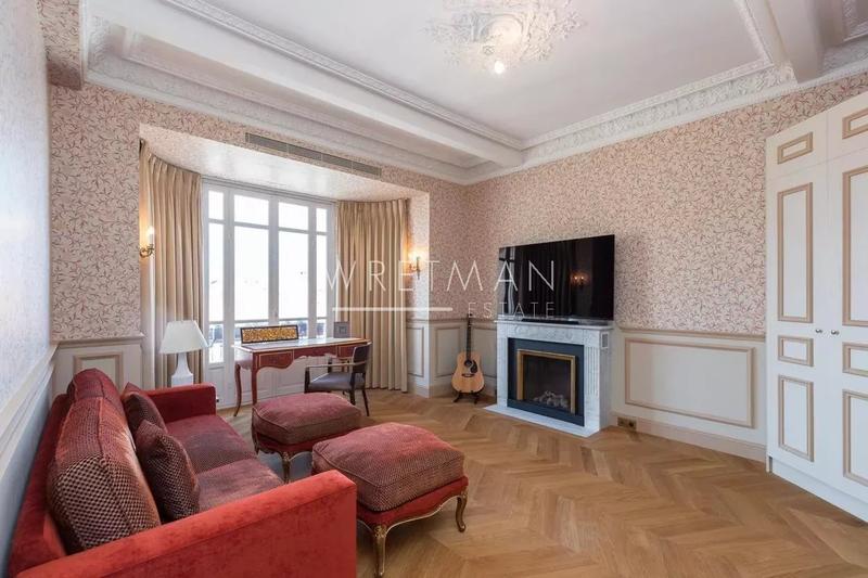 Appartement - 165 m² - 5 pièces