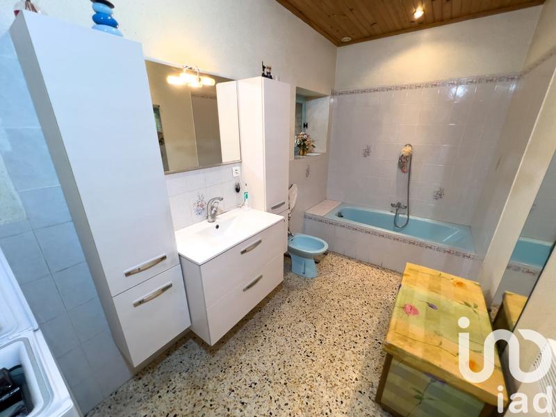 Maison - 229 m² - 8 pièces