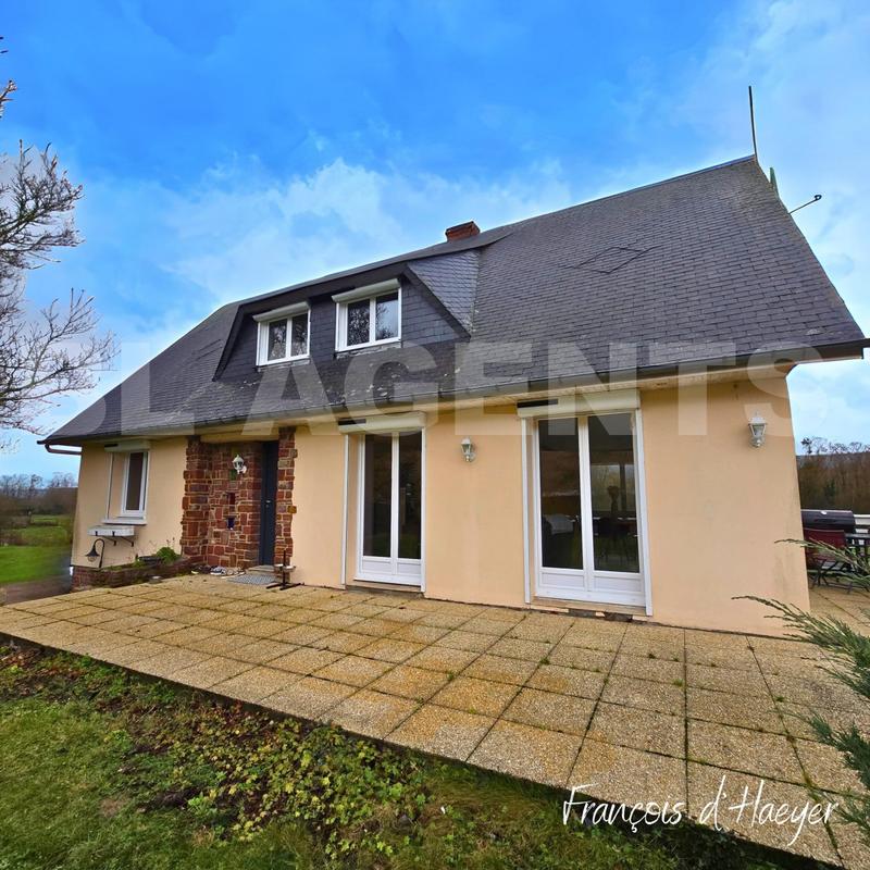 Maison traditionnelle - 110 m² - 6 pièces
