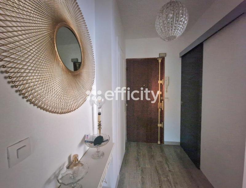 Appartement - 75 m² - 3 pièces