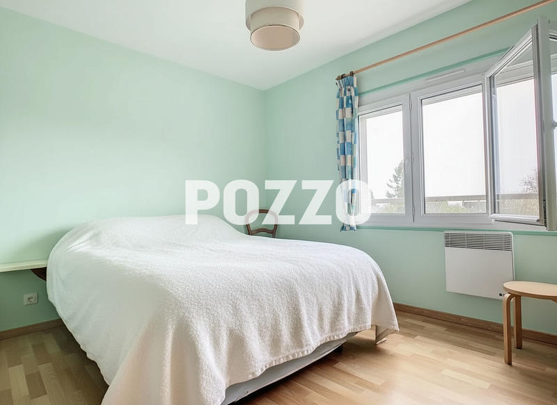 Maison - 96 m² - 5 pièces