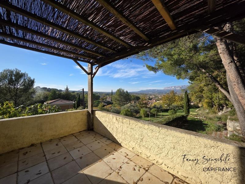 Maison - 93 m² - 4 pièces