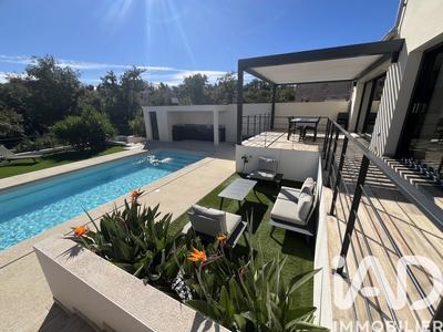 Maison - 154 m² - 5 pièces