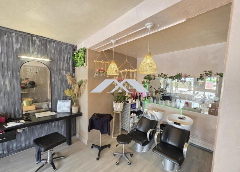 Fonds de commerce - Services - 40 m²