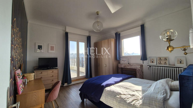 Maison - 600 m² - 17 pièces