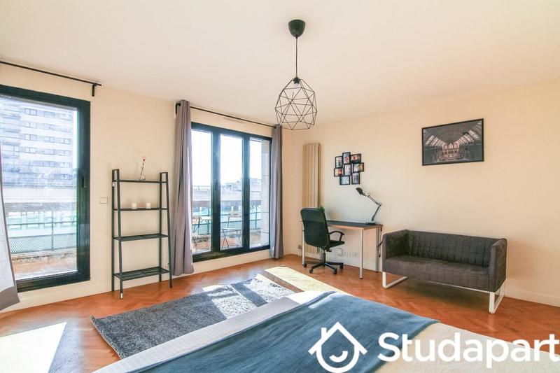 Chambre - 11 m² - 1 pièce