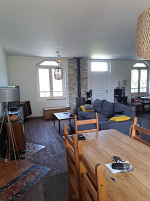 Maison - 96 m² - 4 pièces