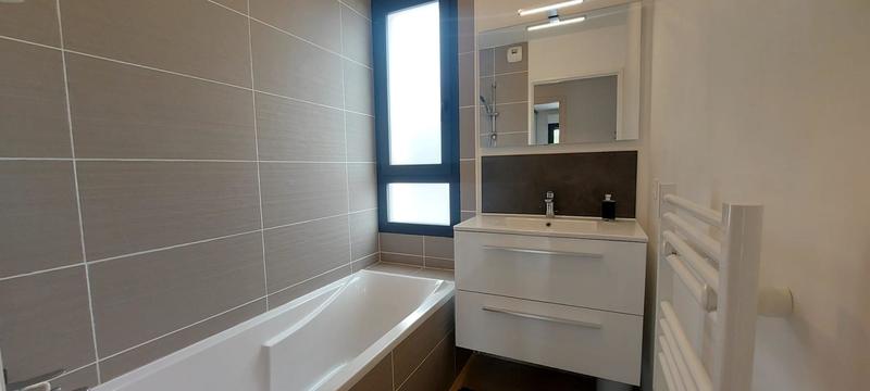 Appartement - 72 m² - 3 pièces