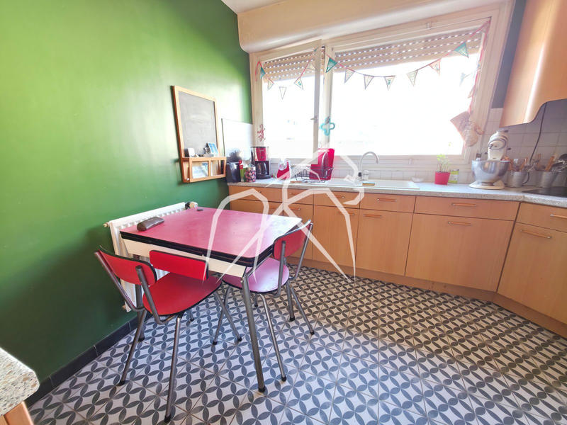 Appartement - 77 m² - 3 pièces