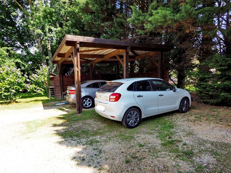 Maison - 250 m² - 8 pièces