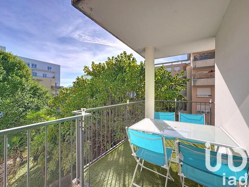 Appartement - 80 m² - 4 pièces