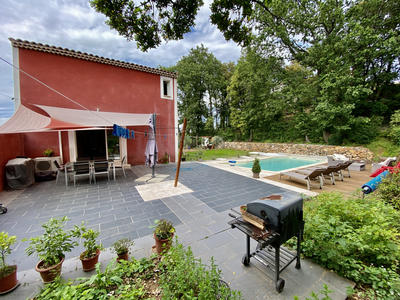 Maison - 172 m² - 7 pièces