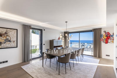 Appartement - 161 m² - 4 pièces