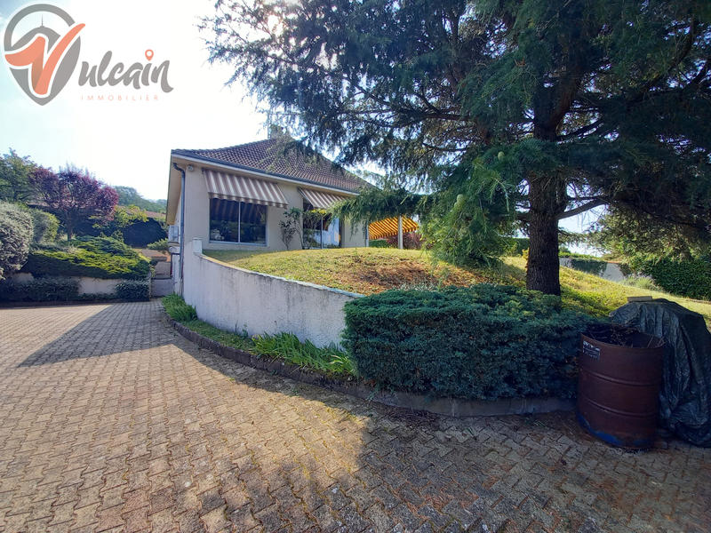 Maison - 207 m² - 5 pièces