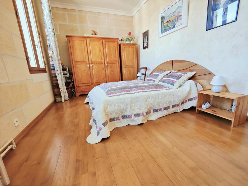 Maison de maîtres - 235 m² - 8 pièces