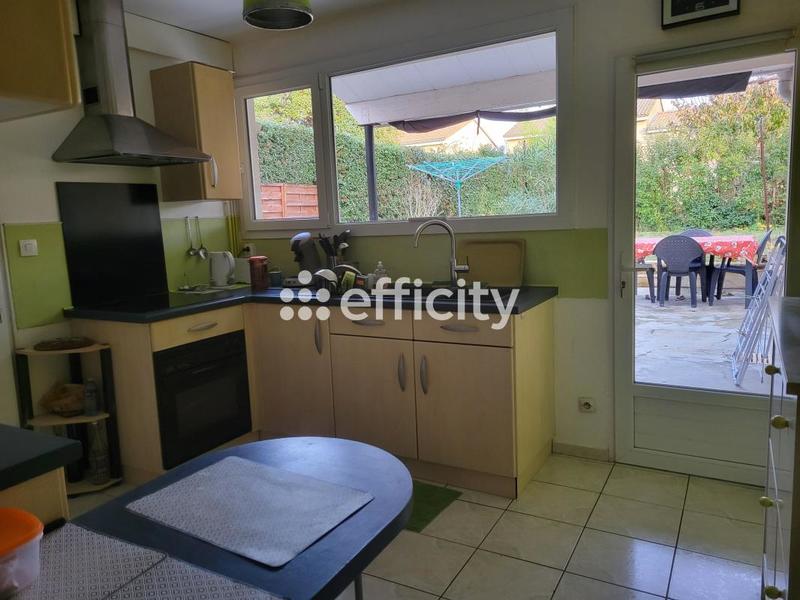 Pavillon - 90 m² - 4 pièces