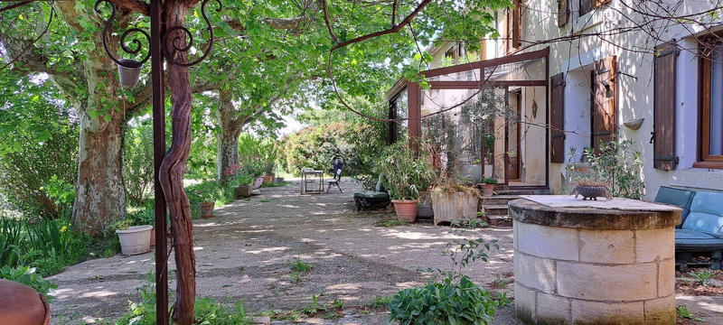 Mas - 192 m² - 7 pièces