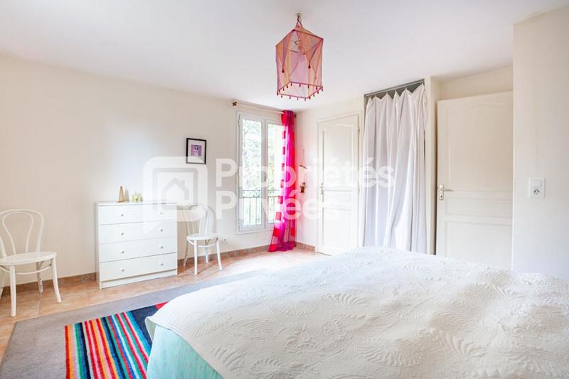 Maison - 324 m² - 5 pièces