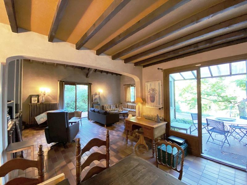 Maison - 180 m² - 7 pièces