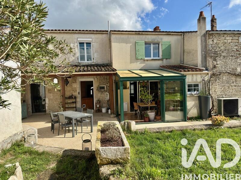 Maison de ville - 181 m² - 9 pièces