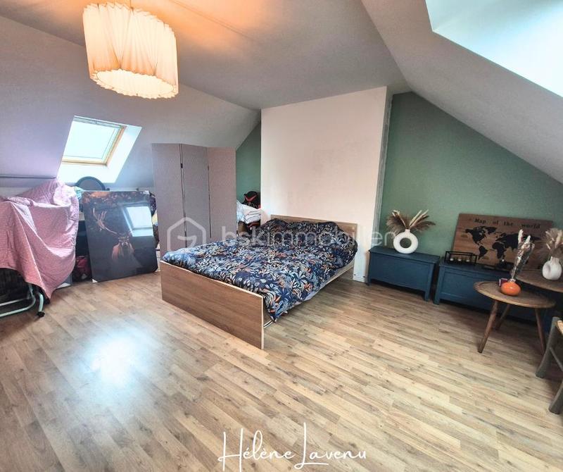 Maison - 110 m² - 4 pièces