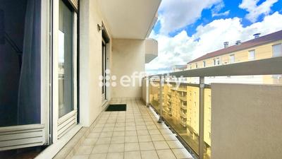 Appartement - 80 m² - 3 pièces