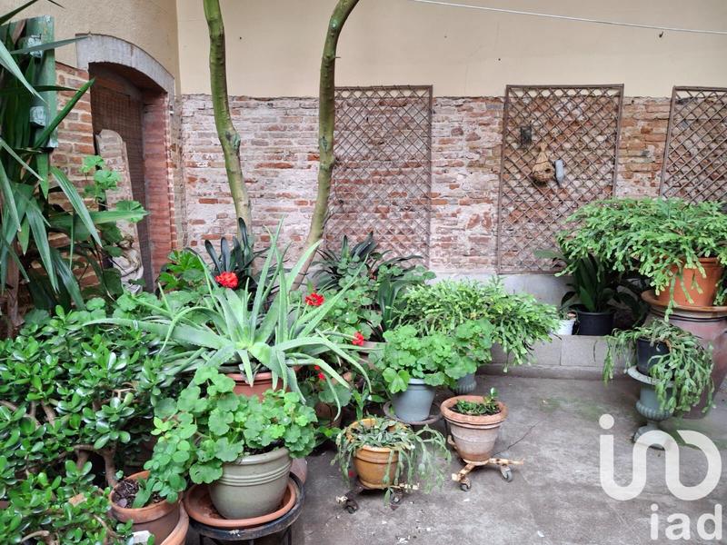 Maison - 328 m² - 10 pièces