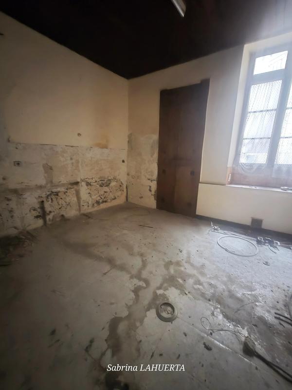 Immeuble - 210 m² - 5 pièces