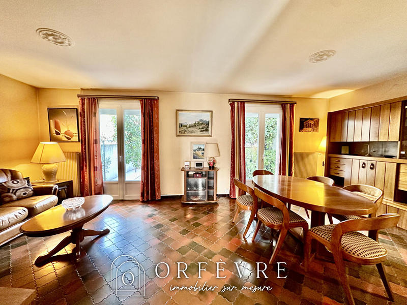 Maison - 97 m² - 5 pièces