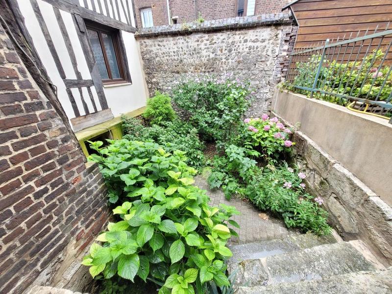 Appartement ancien - 65 m² - 3 pièces