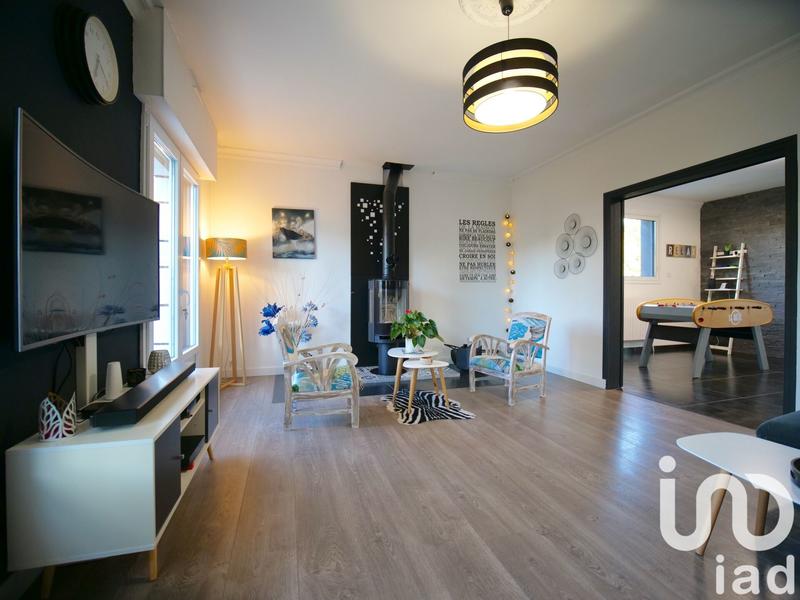 Maison - 198 m² - 7 pièces