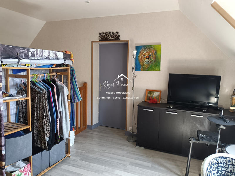 Maison traditionnelle - 244 m² - 8 pièces