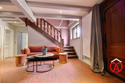 Maison - 192 m² - 7 pièces