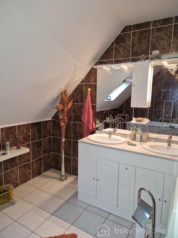 Maison - 168 m² - 7 pièces