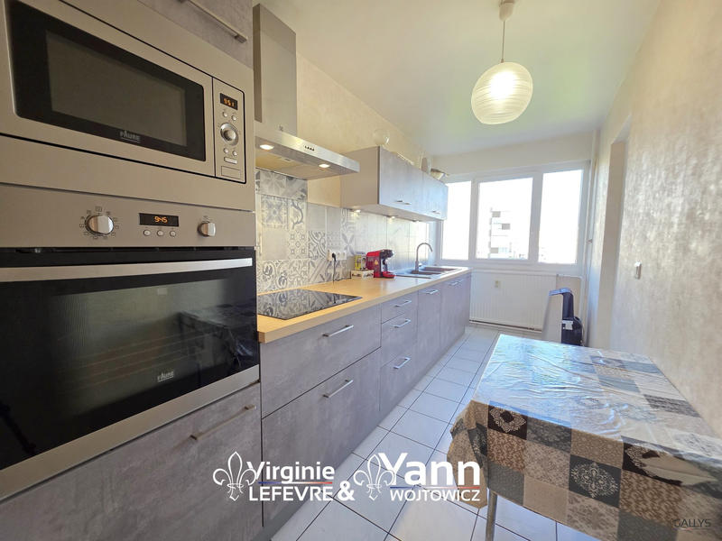 Appartement - 84 m² - 4 pièces