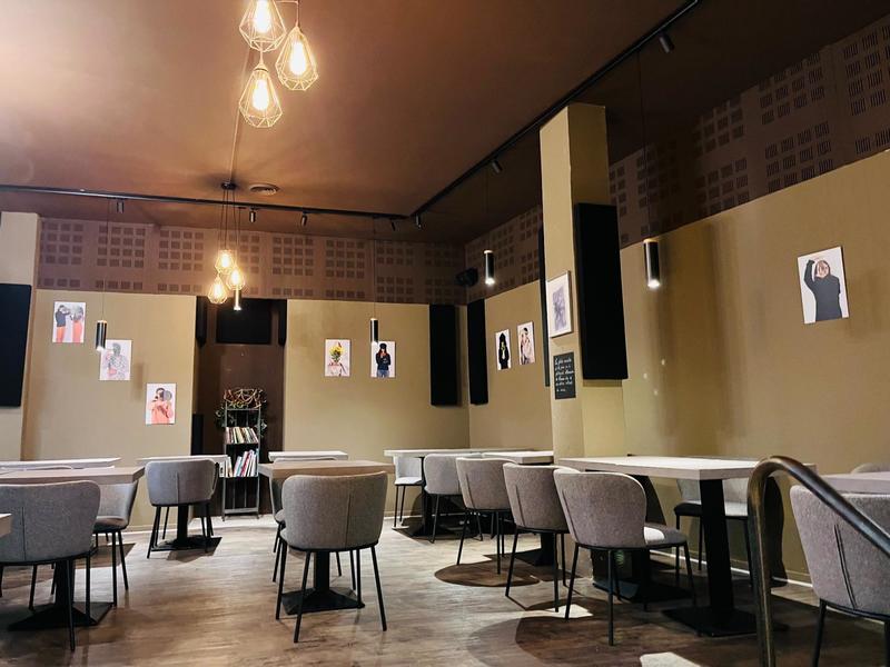 Local commercial - 313 m² - 6 pièces