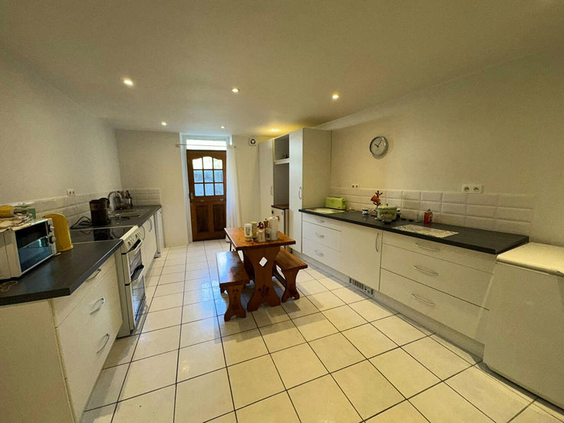 Maison - 168 m² - 6 pièces