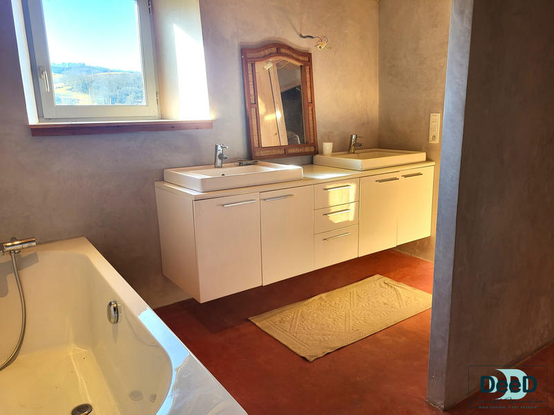 Maison - 164 m² - 4 pièces